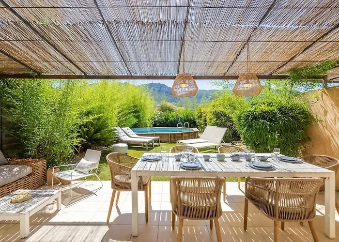 Just In Cap Canaille بيت للعطل *