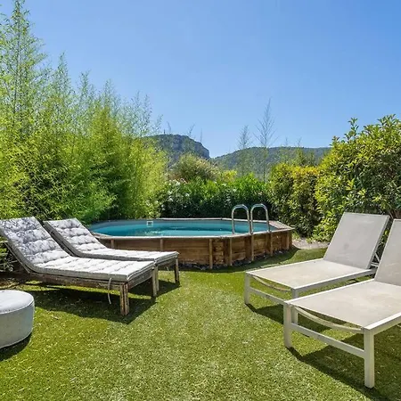 Just In Cap Canaille * Cassis